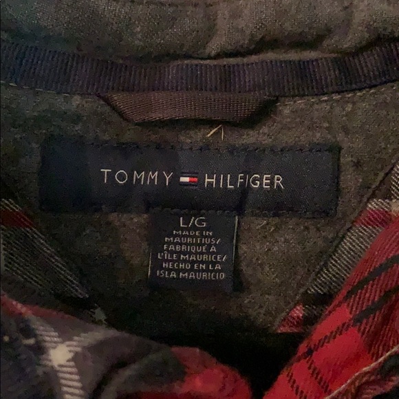 Tommy Hilfiger Long Sleeve - Picture 2 of 2